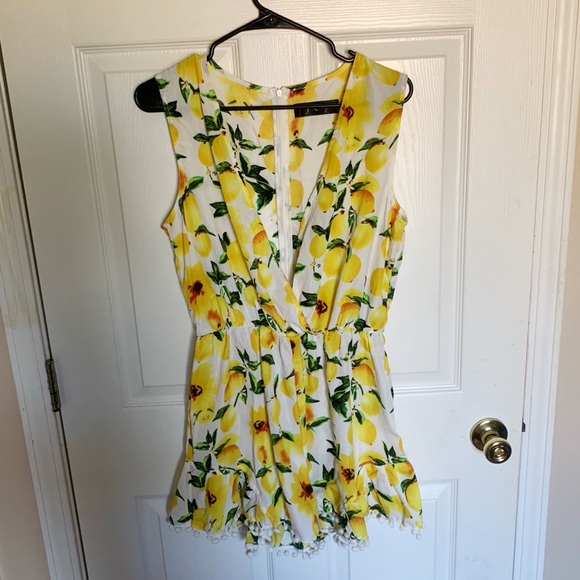 Pants - Lemon printed ruffle romper